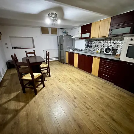 Casa Din Centrul Craiovei * Craiova